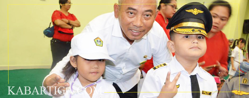 Sibuk, Rahmat Effendi Sempatkan Waktu Bersama 257 Murid TK Mahanaim