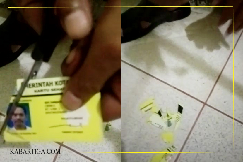 Tak Dapatkan Pelayanan Prima, Kartu Sehat Kota Bekasi Digunting-Gunting