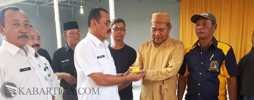 400 Warga Bekasi Utara Terima Kartu Sehat Berbasis NIK