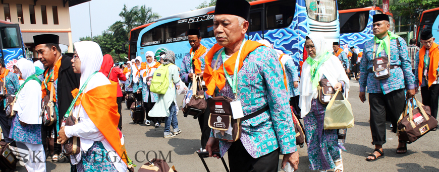 Jamaah Calon Haji Jabar Kloter Pertama Telah Diberangkatkan