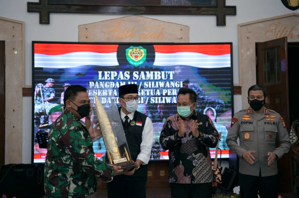 Lepas Sambut Pangdam 3 Siliwangi, Gubernur Jabar : Kami Siap Kerjasama!