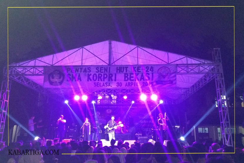 HUT ke 24, SMA KOPRI Kota Bekasi Hadirkan Payung Teduh dan Steven Jam