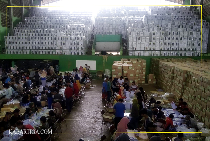 KPU Target Pelipatan Kertas Suara Rampung Akhir Maret