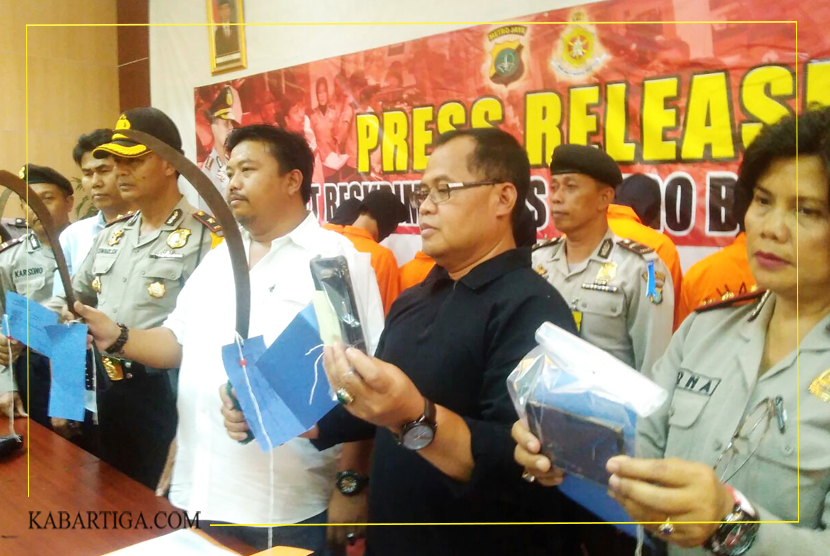 Balas Dendam Picu Pembacokan di Jatibening, 8 Pelaku Berhasil Tertangkap 