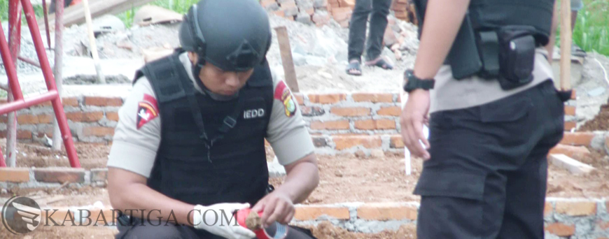 Warga Bekasi Temukan Granat Aktif di Lokasi Pembangunan Rumah
