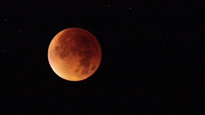 Shalat Gerhana Bulan, Tri Adhiyanto : Fenomena Super Moon Menjadi Renungan Untuk Umat 